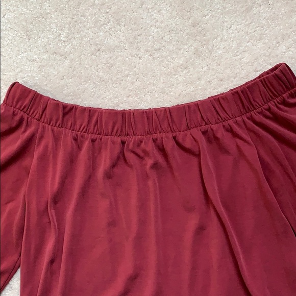 🌸2/$20🌸 Ardene Off The Shoulder Top - Picture 5 of 5